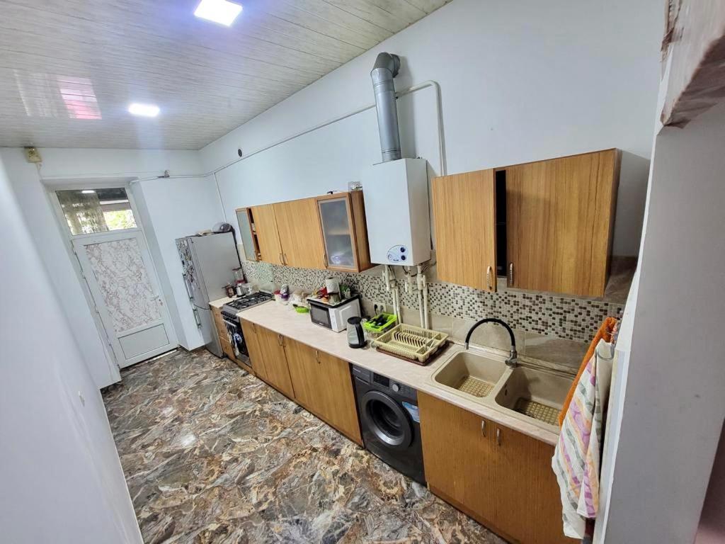 Karson Guest House And Tours يريفان المظهر الخارجي الصورة